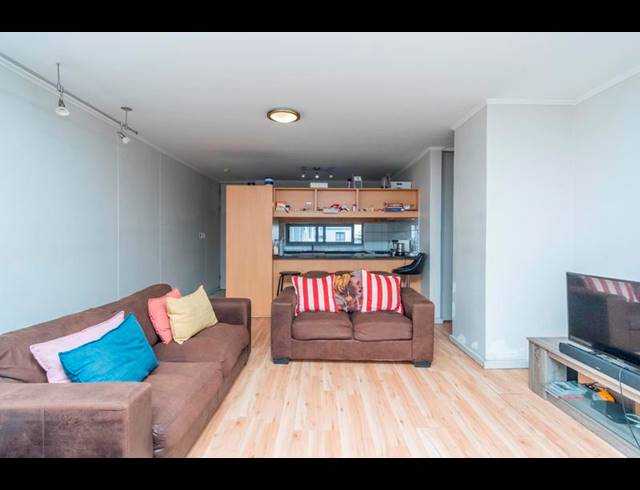 2 BEDROOM PROPERTY TO RENT IN CLAREMONT